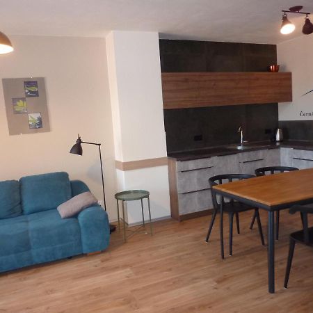 Apartman 18 - Jestrab جانسك لازني المظهر الخارجي الصورة